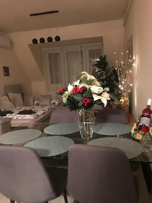 아파트 Stefi Apartman Termalfuerdo Koezeleben 에게르